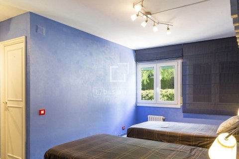 Villa en venta en Sant Just Desvern, Barcelona, España 9 dormitorios, 606 m2 No. 150901 - foto 14