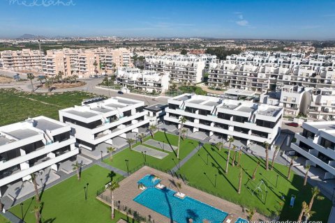 Apartamento en venta en Guardamar del Segura, Alicante, España 3 dormitorios, 81 m2 No. 173436 - foto 4