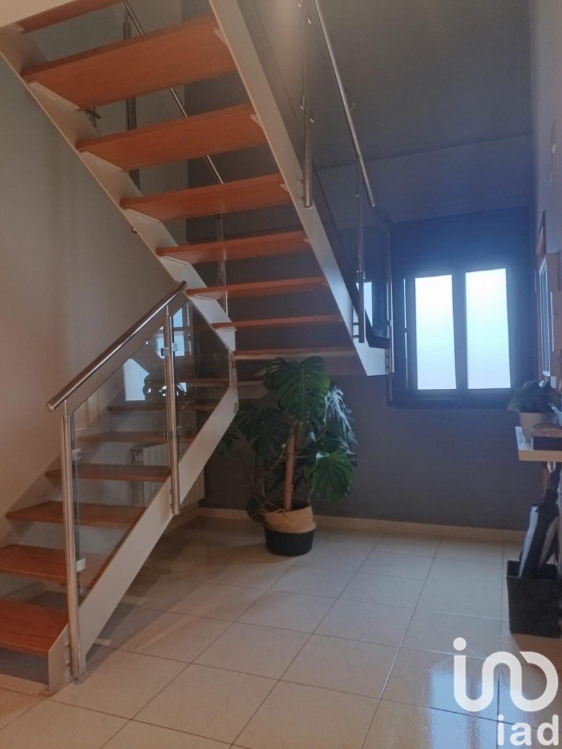 Apartment in Gandesa, Tarragona, Spain 4 bedrooms, 108 sq.m. No. 185695