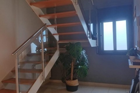 Huoneisto myytävänä Gandesa, Tarragona, Espanja, 4 makuuhuonetta, 108 m2 No. 185695 - kuva 14