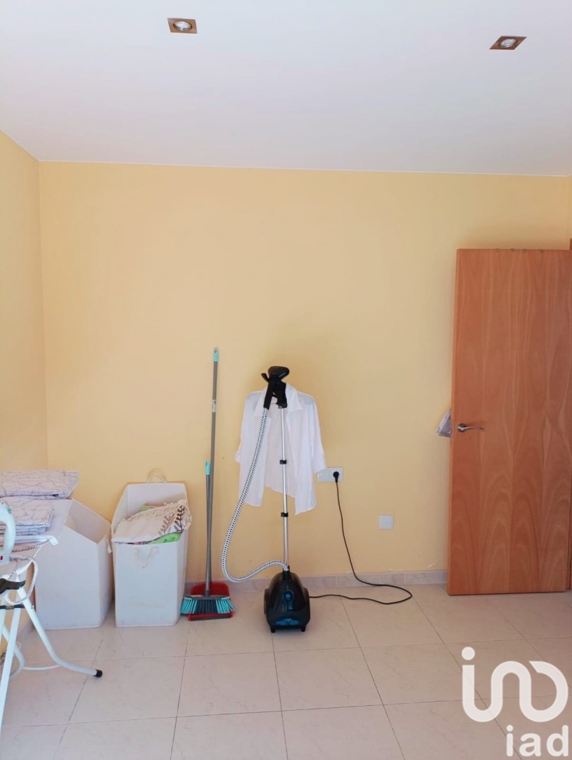 Apartment in Gandesa, Tarragona, Spain 4 bedrooms, 108 sq.m. No. 185695