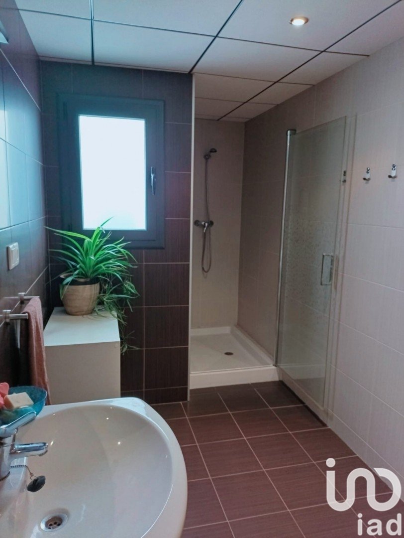 Apartment in Gandesa, Tarragona, Spain 4 bedrooms, 108 sq.m. No. 185695