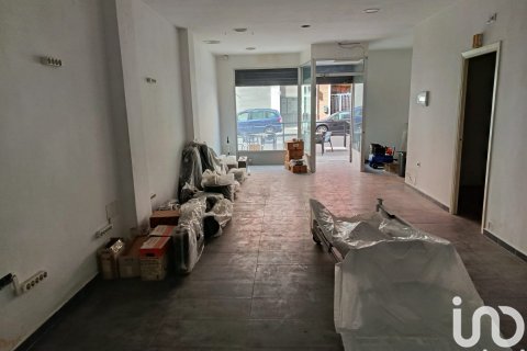 Gewerbeimmobilien zum Verkauf in Zaragoza, Spanien 178 m2 Nr. 185692 - Foto 2