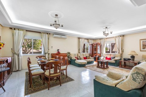 Villa pārdošanā Alicante, Spānijā 5 istabas, 240 m2 Nr. 189097 - attēls 4