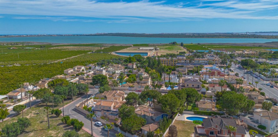 Villa Alicante, Spānijā 5 istabas, 240 m2 Nr. 189097