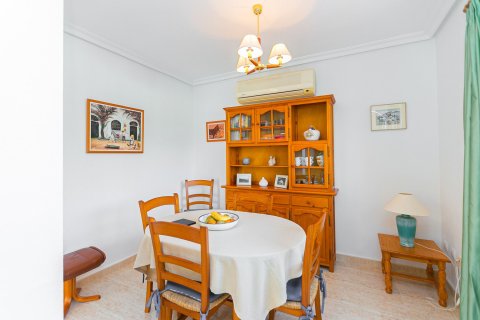 Apartment for sale in Torrevieja, Alicante, Spain 89 sq.m. No. 177519 - photo 16