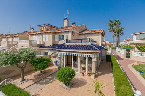 Apartamento en Torrevieja, Alicante, España 89 m2 No. 177519
