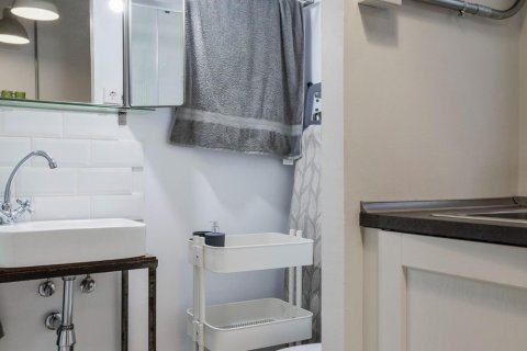 Huoneisto myytävänä Madrid, Espanja , 38 m2 No. 165841 - kuva 22