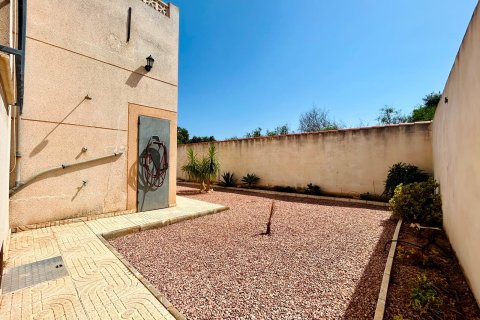 Villa for sale in Torrevieja, Alicante, Spain 3 bedrooms, 126 sq.m. No. 193797 - photo 18