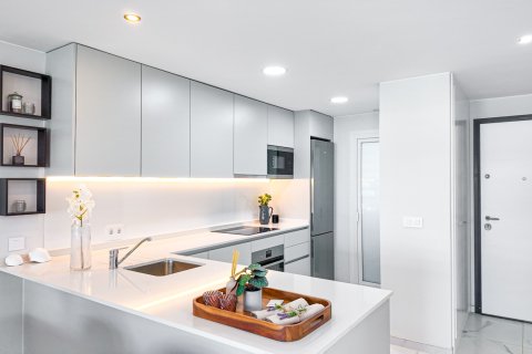 Bungalow till salu i Torrevieja, Alicante, Spanien 2 sovrum, 110 kvm. Nr. 147393 - foto 14