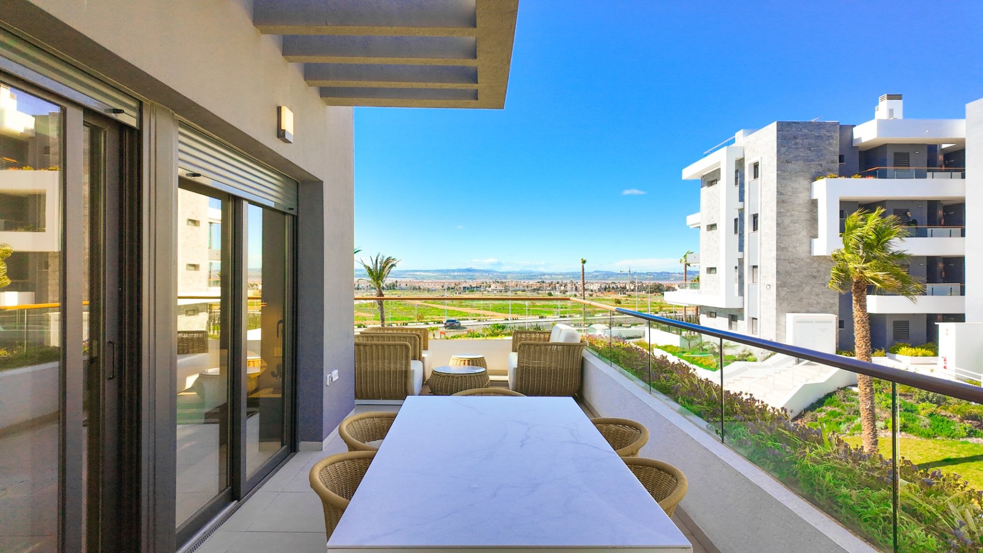 Bungalowi Torrevieja, Alicante, Espanja 2 makuuhuonetta, 109 m2 No. 147393