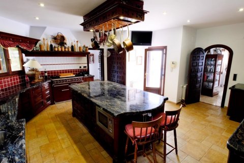 Villa for sale Fustera, Alicante, Spain 4 bedrooms, 600 sq.m. No. 116553 - photo 9