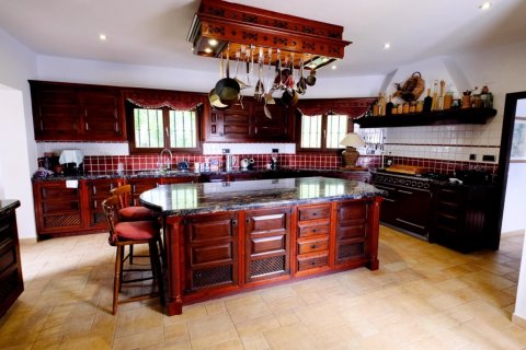 Villa for sale Fustera, Alicante, Spain 4 bedrooms, 600 sq.m. No. 116553 - photo 7