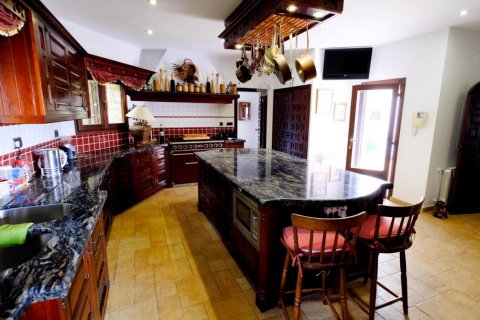 Villa for sale Fustera, Alicante, Spain 4 bedrooms, 600 sq.m. No. 116553 - photo 10