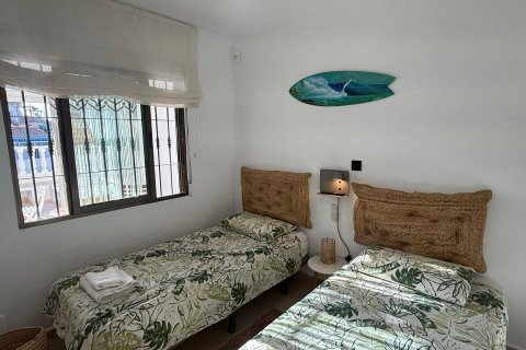 Bungalow en venta en Torrevieja, Alicante, España 2 dormitorios, 65 m2 No. 195541 - foto 5