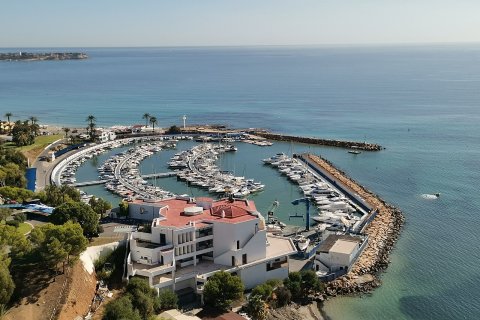 Villa for sale in Alicante, Spain 3 bedrooms, 138 sq.m. No. 161305 - photo 2