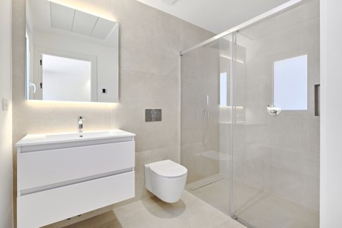 Villa for sale in Alicante, Spain 3 bedrooms, 138 sq.m. No. 161305 - photo 20