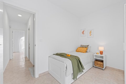 Radhus till salu i Alicante, Spanien 2 sovrum, 65 kvm. Nr. 161302 - foto 27