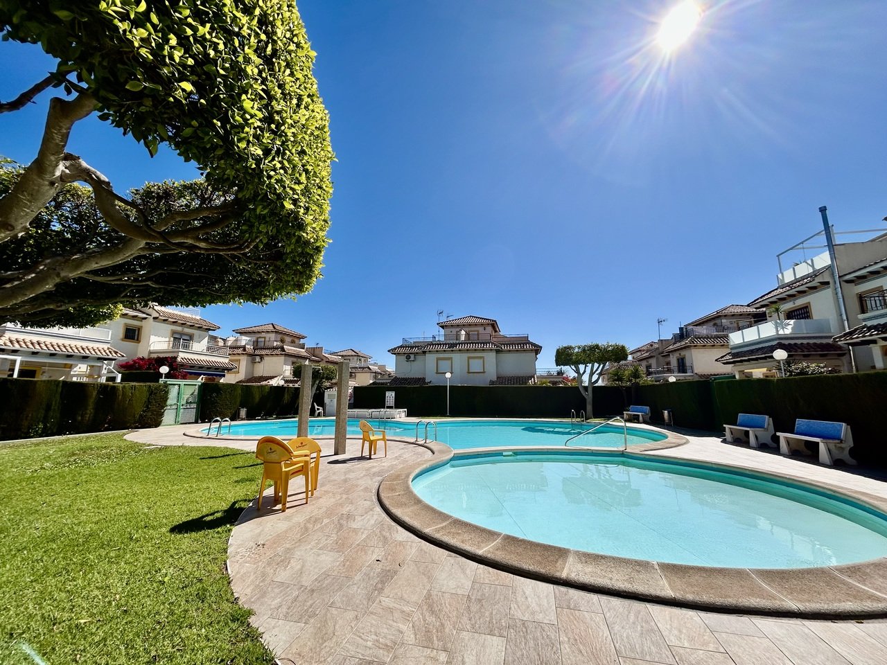 Apartment in Punta Prima, Alicante, Spain 2 bedrooms, 90 sq.m. No. 161301