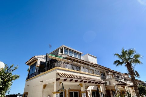 Apartamento en venta en Punta Prima, Alicante, España 2 dormitorios, 90 m2 No. 161301 - foto 3