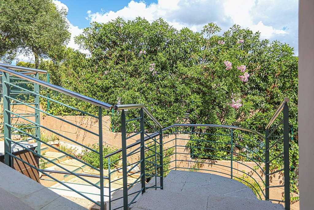 Villa in Palmanova, Mallorca, Spain 4 bedrooms, 445 sq.m. No. 148072