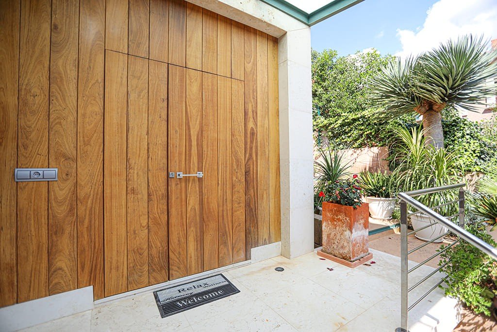 Villa in Palmanova, Mallorca, Spain 4 bedrooms, 445 sq.m. No. 148072