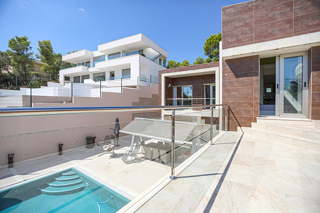 Villa in Palmanova, Mallorca, Spain 4 bedrooms, 445 sq.m. No. 148072