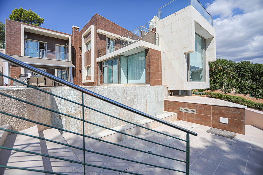 Villa in Palmanova, Mallorca, Spain 4 bedrooms, 445 sq.m. No. 148072