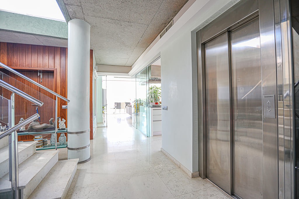 Villa in Palmanova, Mallorca, Spain 4 bedrooms, 445 sq.m. No. 148072