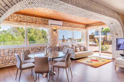 Villa à vendre à Mallorca, Espagne, 5 chambres, 340 m2 No. 148070 - photo 1