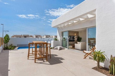 Villa till salu Los Alcazares, Murcia, Spanien 3 sovrum, 121 kvm. Nr. 76645 - foto 27