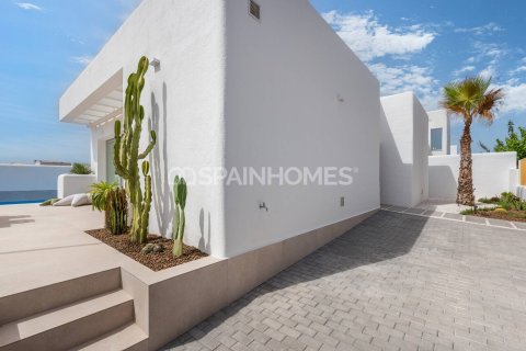 Villa for sale in Los Alcazares, Murcia, Spain 3 bedrooms, 115 sq.m. No. 76645 - photo 8