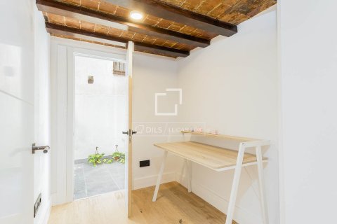 Apartamento en venta en Barcelona, España 2 dormitorios, 57 m2 No. 160838 - foto 11