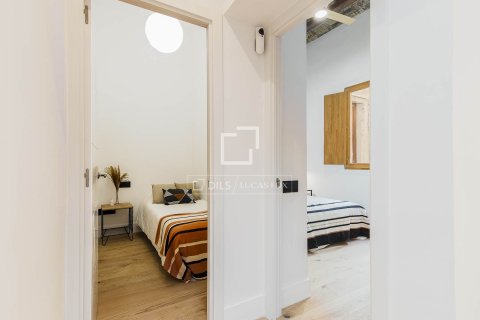 Apartamento en venta en Barcelona, España 2 dormitorios, 57 m2 No. 160838 - foto 13