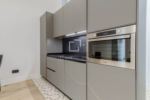 Apartamento en venta en Barcelona, España 2 dormitorios, 57 m2 No. 160838 - foto 9