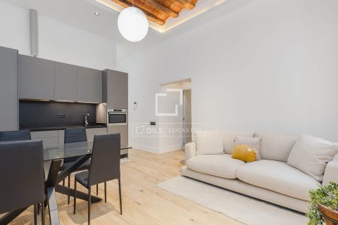 Apartamento en venta en Barcelona, España 2 dormitorios, 57 m2 No. 160838 - foto 6