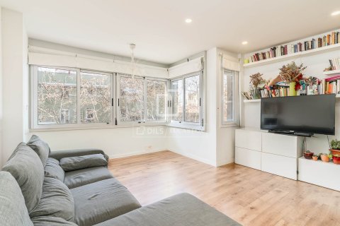 Apartament w Barcelona, Hiszpania 3 sypialnie, 96 mkw. nr 160842 – zdjęcie 3