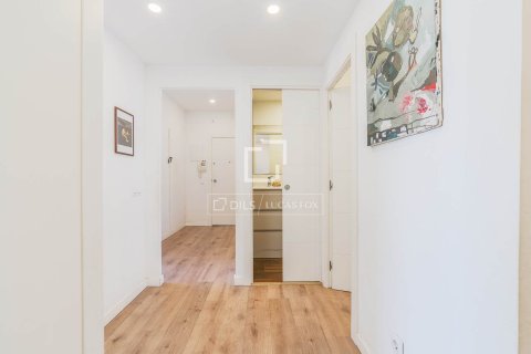 Apartament w Barcelona, Hiszpania 3 sypialnie, 96 mkw. nr 160842 – zdjęcie 19