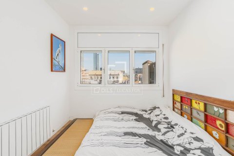 Apartament w Barcelona, Hiszpania 3 sypialnie, 96 mkw. nr 160842 – zdjęcie 12