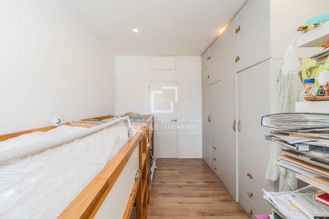 Apartament w Barcelona, Hiszpania 3 sypialnie, 96 mkw. nr 160842 – zdjęcie 23