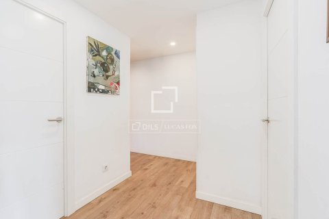 Apartament w Barcelona, Hiszpania 3 sypialnie, 96 mkw. nr 160842 – zdjęcie 25