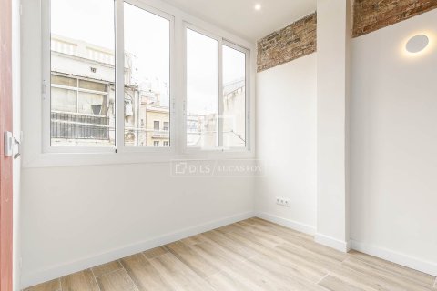 Dzīvoklis pārdošanā Barcelona, Spānijā 2 istabas, 75 m2 Nr. 160840 - attēls 8