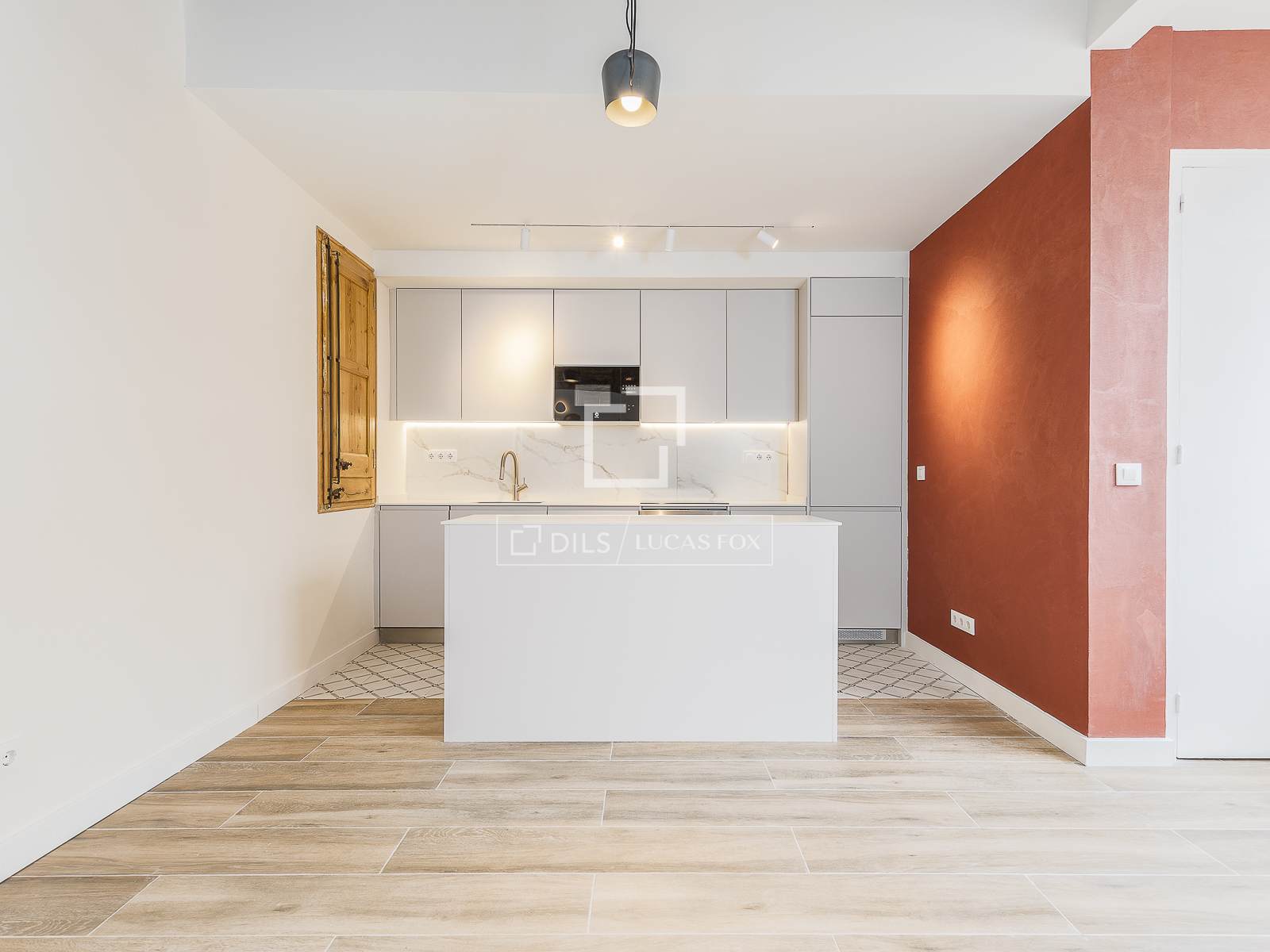 Huoneisto Barcelona, Espanja 2 makuuhuonetta, 75 m2 No. 160840