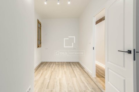 Dzīvoklis pārdošanā Barcelona, Spānijā 2 istabas, 75 m2 Nr. 160840 - attēls 26