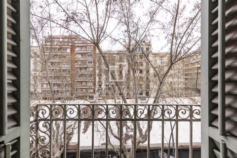 Dzīvoklis pārdošanā Barcelona, Spānijā 2 istabas, 75 m2 Nr. 160840 - attēls 30
