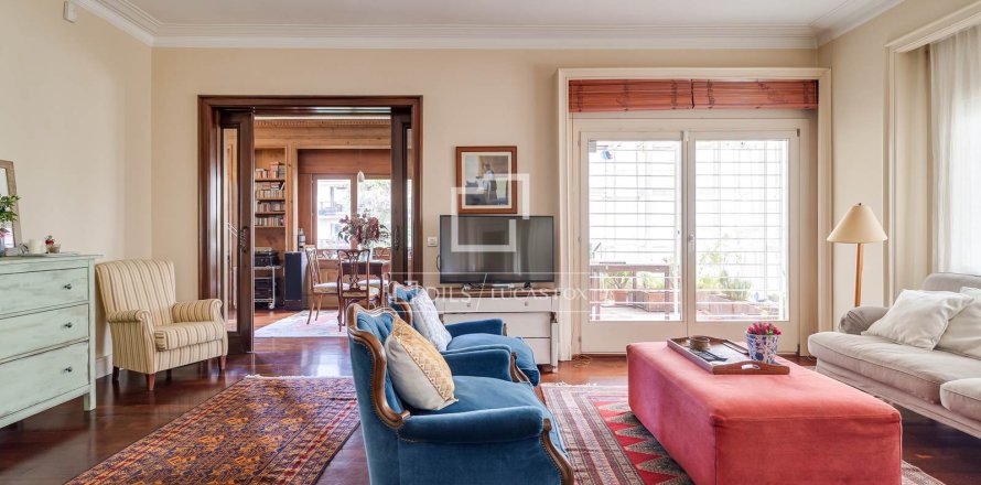 Apartamento en Barcelona, España 6 dormitorios, 392 m2 No. 160839