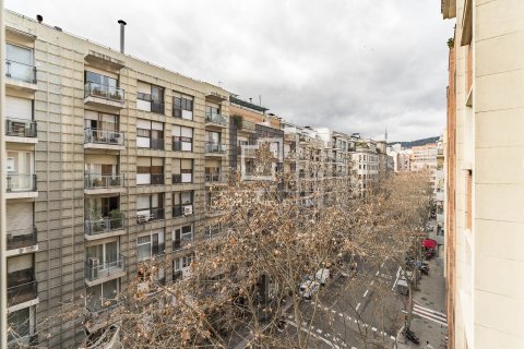 Apartament w Barcelona, Hiszpania 3 sypialnie, 66 mkw. nr 160844 – zdjęcie 20