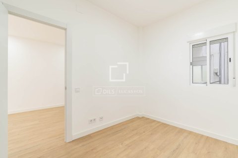 Apartament w Barcelona, Hiszpania 3 sypialnie, 66 mkw. nr 160844 – zdjęcie 11