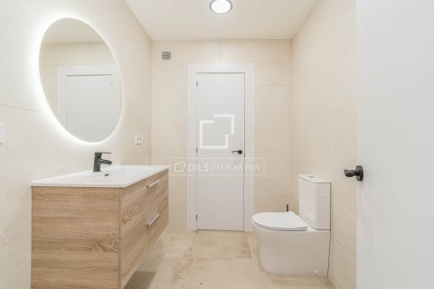 Apartament w Barcelona, Hiszpania 3 sypialnie, 66 mkw. nr 160844 – zdjęcie 7