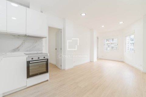 Apartament w Barcelona, Hiszpania 3 sypialnie, 66 mkw. nr 160844